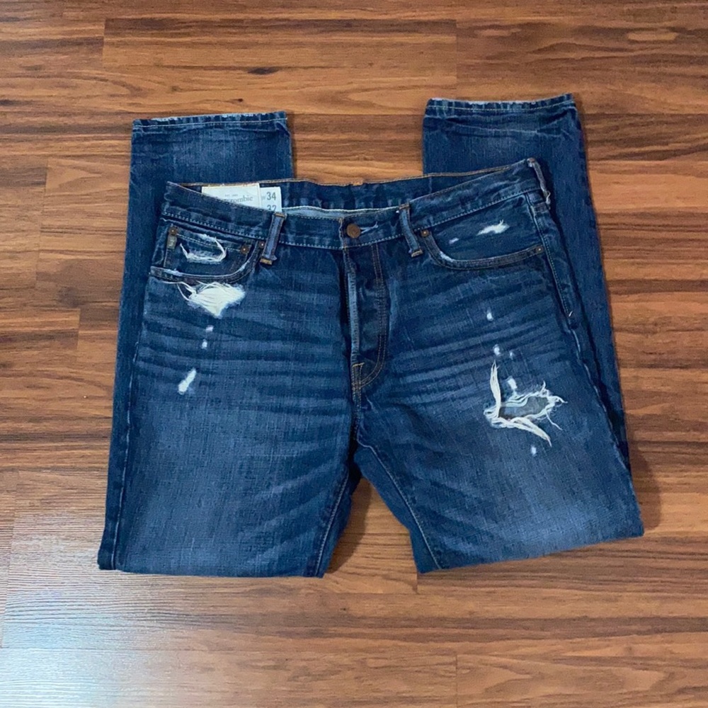 Men’s Abercrombie & Fitch skinny jeans